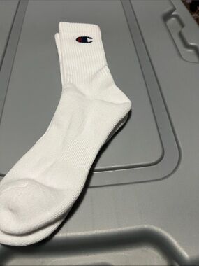 Champion White Crew Socks - Men's Cushioned Athletic Pair Sz large